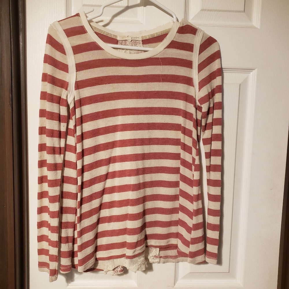 Long sleeve stripped blouse